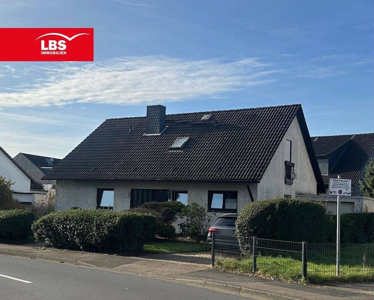 Großzügiges Einfamilienhaus mit Einliegerwohnung in Leverkusen Bürrig!, 51371 Leverkusen (Bürrig Hitdorf Rheindorf)