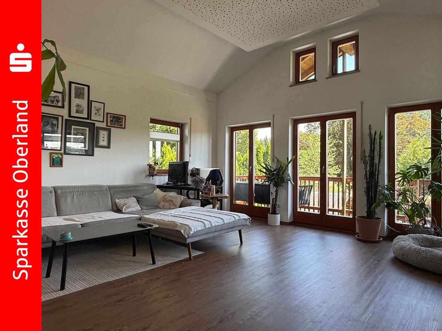Großzügige und helle 3-Zimmer Dachgeschosswohnung in Penzberg, 82377 Penzberg