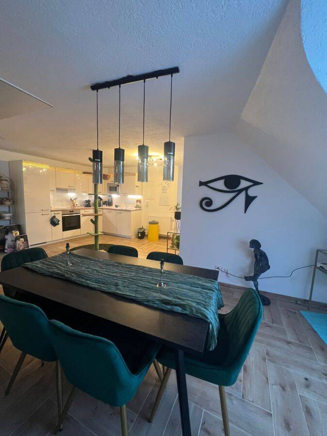 gut geschnittene 4-Zi plus DG Whg. im Herzen Grenzachs m. Lift u. Balkon, 79639 Grenzach-Wyhlen