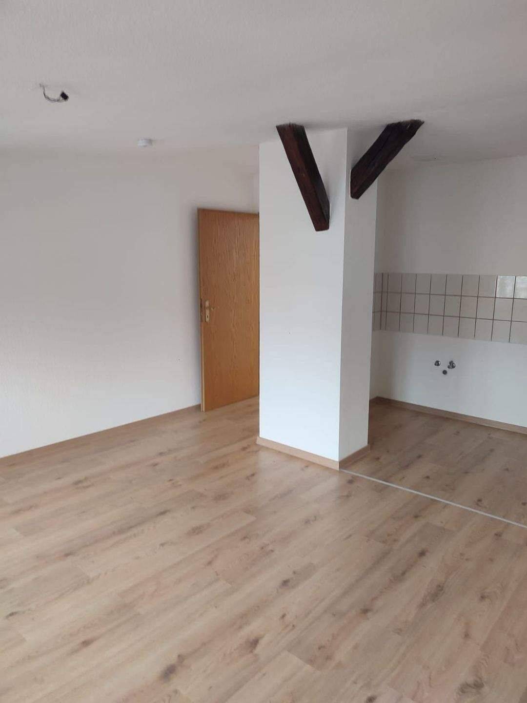 schöne 2-Raum WE in Zentrum zu vermieten, 6618 Naumburg (Saale)