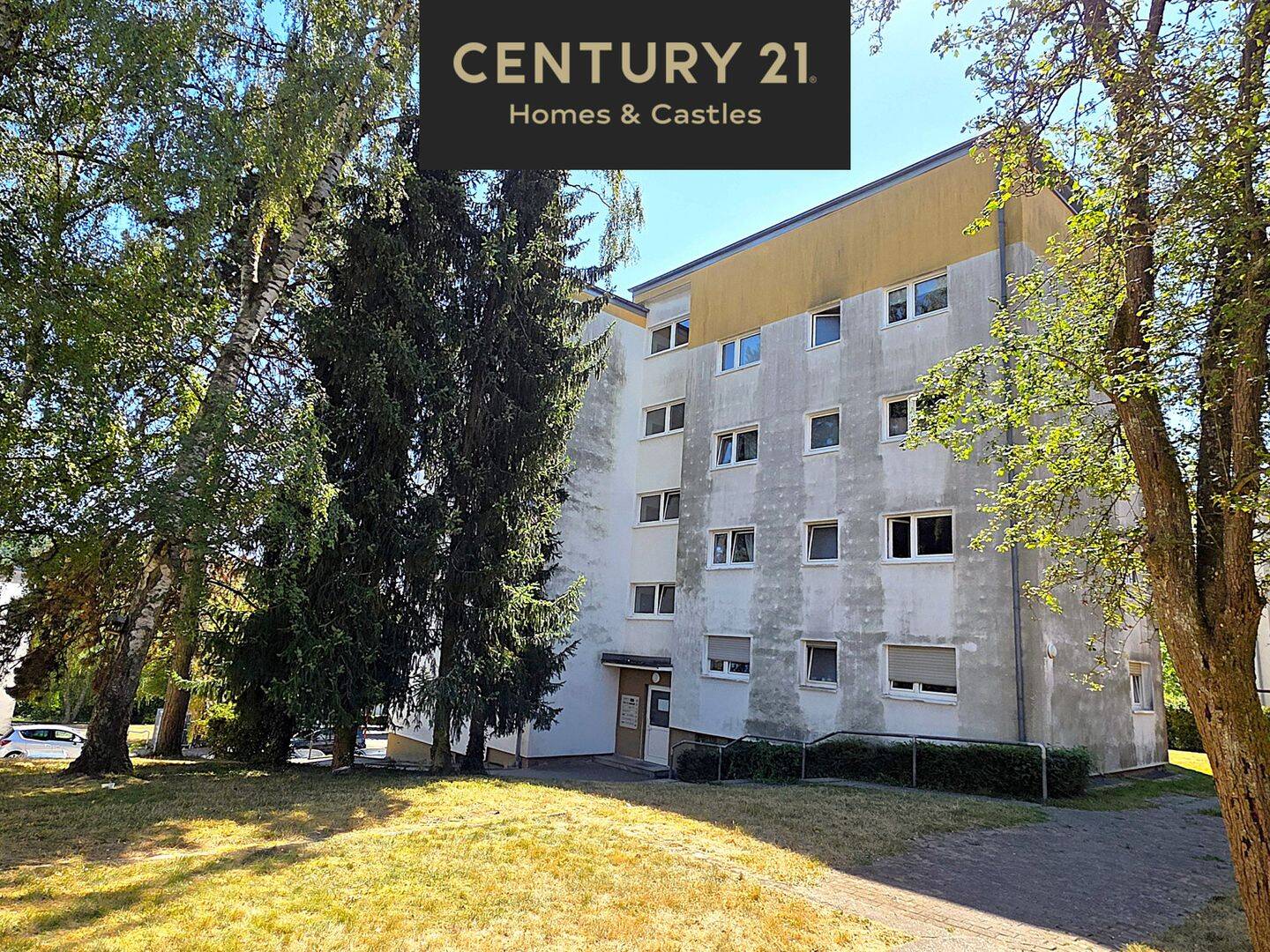 Attraktive neu modernisierte Hoch- Parterre 3 ZKB Wohnung mit Balkon in Sulzbach, 66280 Sulzbach/Saar