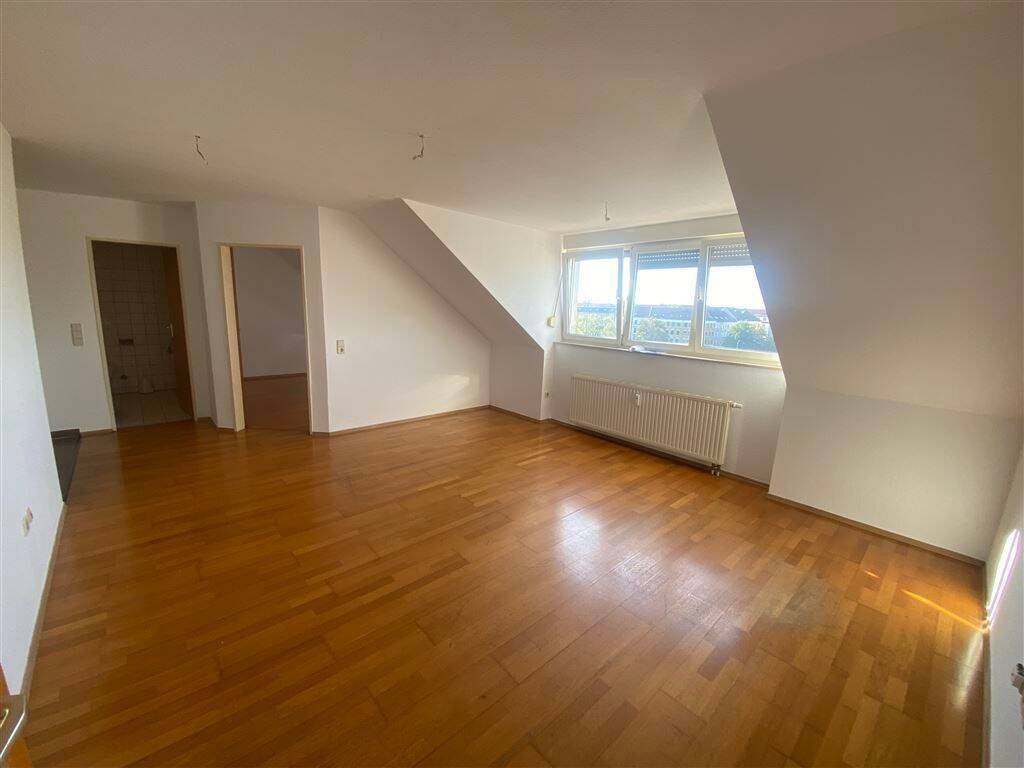 Schönefeld-Abtnaundorf * helle 2 Zi.-DG*Whg.* Wannenbad* Keller* TG anmietbar, 4347 Leipzig (Heiterblick Schönefeld Schönefeld-Abtnaundorf Schönefeld-Ost Thekla)