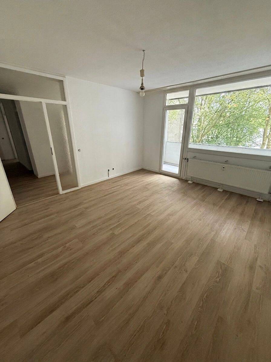 Erstbezug nach Kernsanierung: 2,5-Zi. mit Balkon & Stellplatz, 44628 Herne