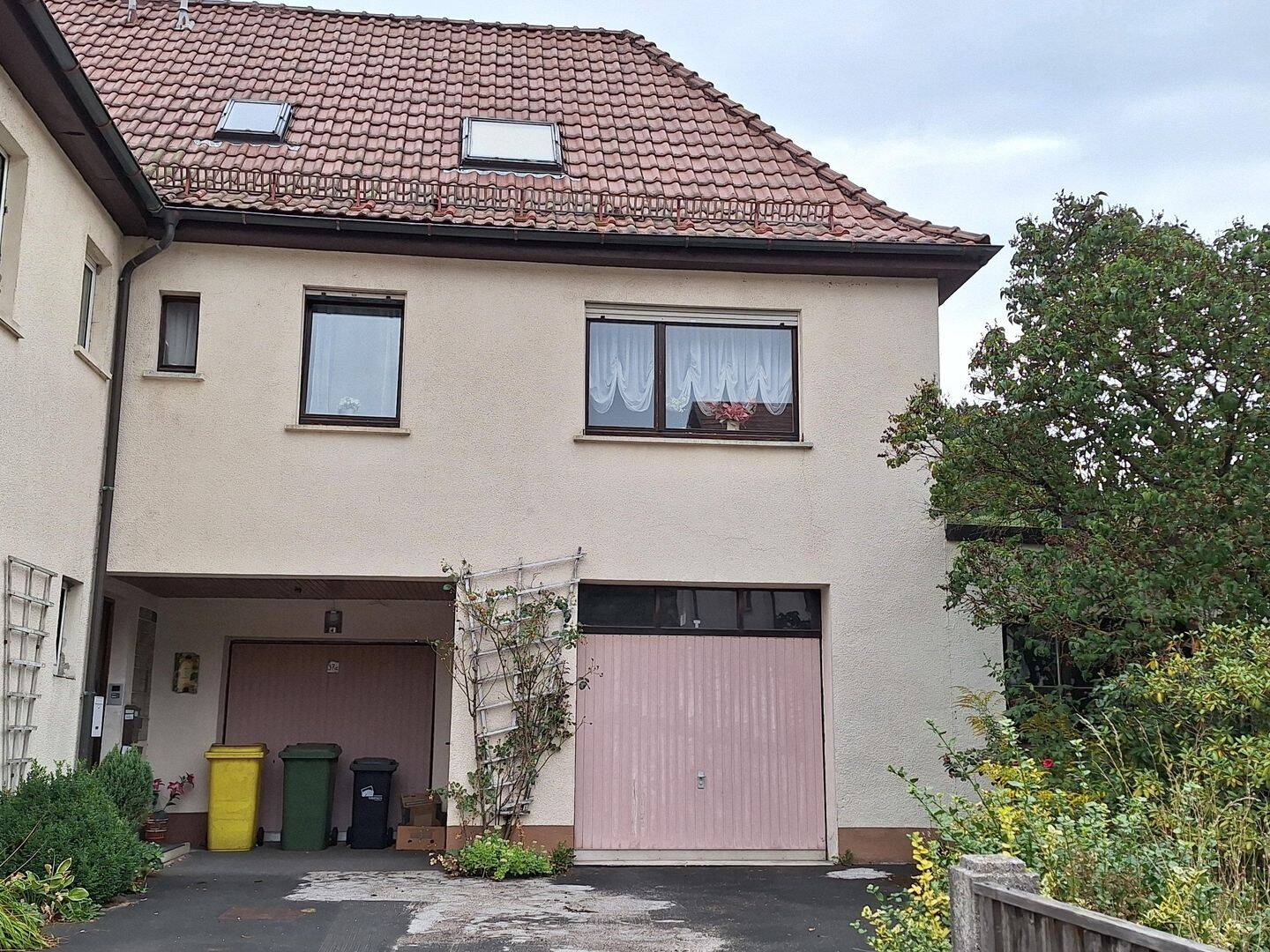 ** Viel Platz im eigenen Haus **, 96349 Steinwiesen