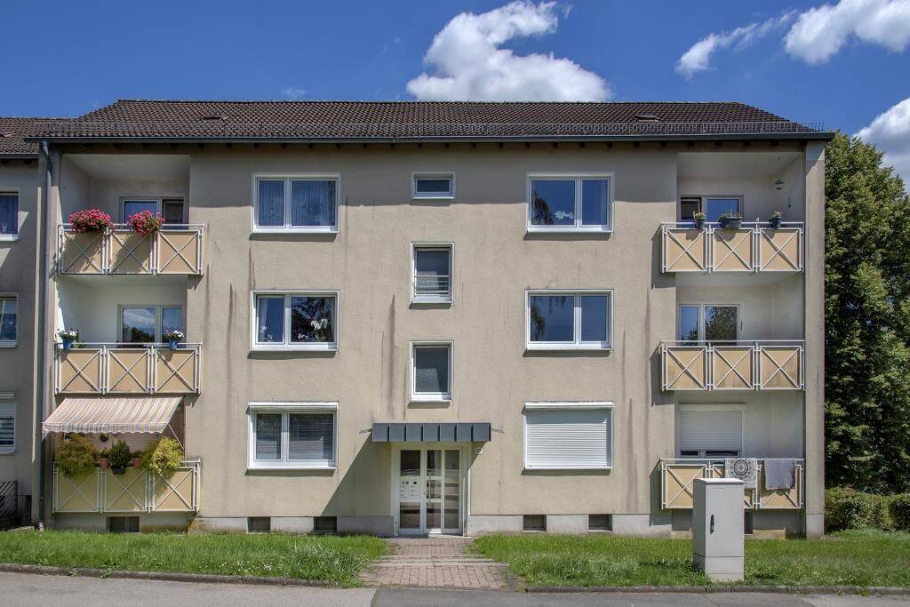 Prima aufgeteilte 3 Zimmer-Wohnung mit Balkon und Tageslichtbadezimmer in Lüdenscheid Buckesfeld, 58509 Lüdenscheid