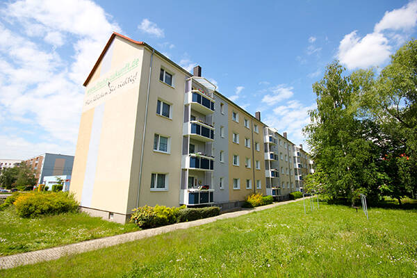 Nachnutzer gesucht! 2-Raumwohnung mit Balkon im Süden., 6130 Halle (Saale) (Ammendorf-Beesen Damaschkestraße Dieselstraße Südstadt)