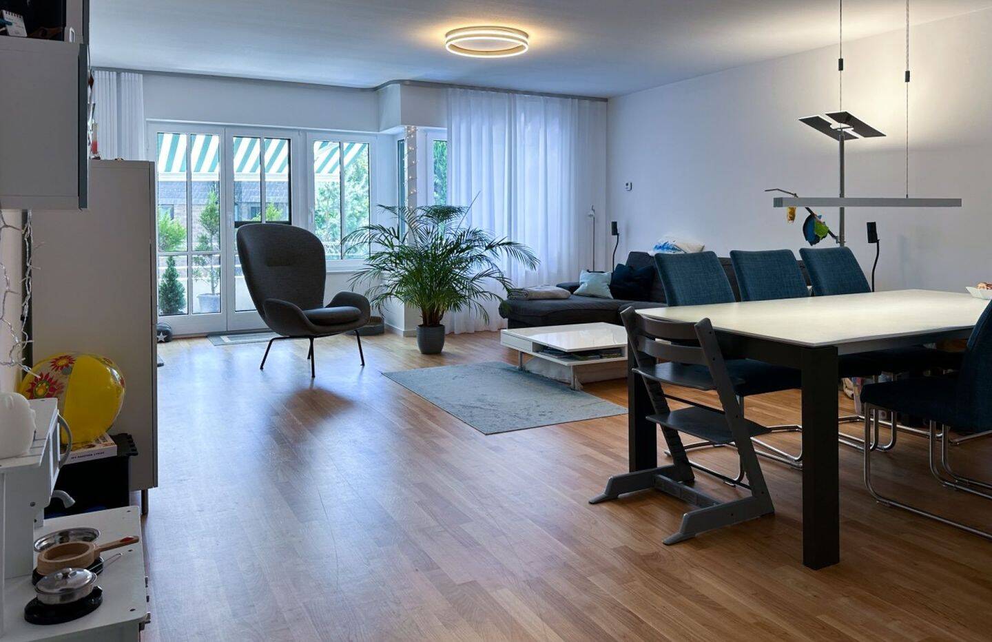 Wunderschöne, aufwändig renovierte Wohnung mit TG-Stellplatz in Seenähe, 40627 Düsseldorf (Gerresheim Unterbach Vennhausen)