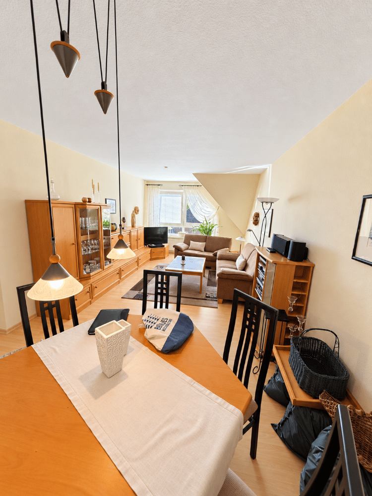 Großzügige 3-Zimmer-Wohnung mit Balkon & viel Stauraum in zentraler Lage von Loxstedt, 27612 Loxstedt