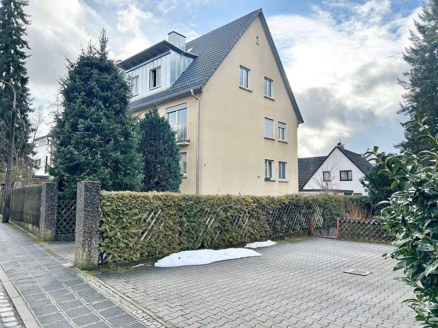 ***OASE ZUM WOHLFÜHLEN** TOP GEPFLEGTE 3 ZIMMER WOHNUNG MIT BALKON UND GARAGE, 90482 Nürnberg (Freiland Laufamholz Mögeldorf Rehhof Unterbürg)