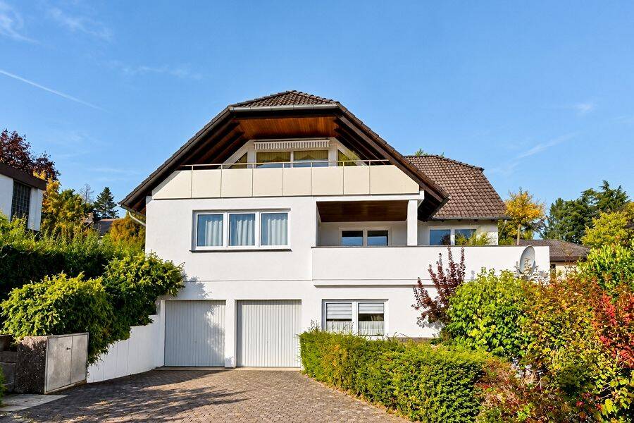 3-Zimmer-Wohnung mit großer Loggia am Brasselsberg!, 34132 Kassel (Bad Wilhelmshöhe Brasselsberg Niederzwehren Nordshausen Oberzwehren)