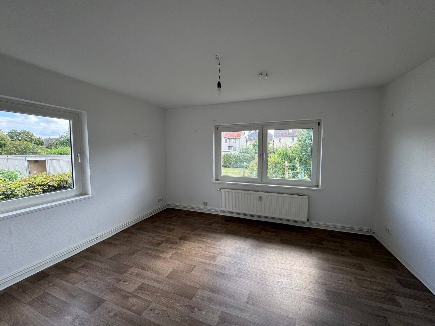 * WIR RENOVIEREN FÜR SIE * Schön aufgeteilte Erdgeschosswohnung * Geplante Fertigstellung nach Absprache Ende 2026 / Anfang 2027, 38685 Langelsheim