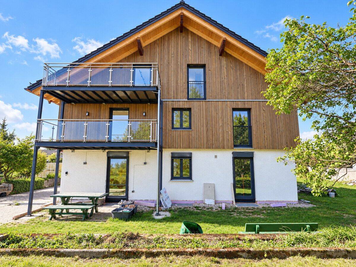 Wohnen im Grünen – frisch sanierte 2-Zimmer-Wohnung in Andechs-Erling, 82346 Andechs