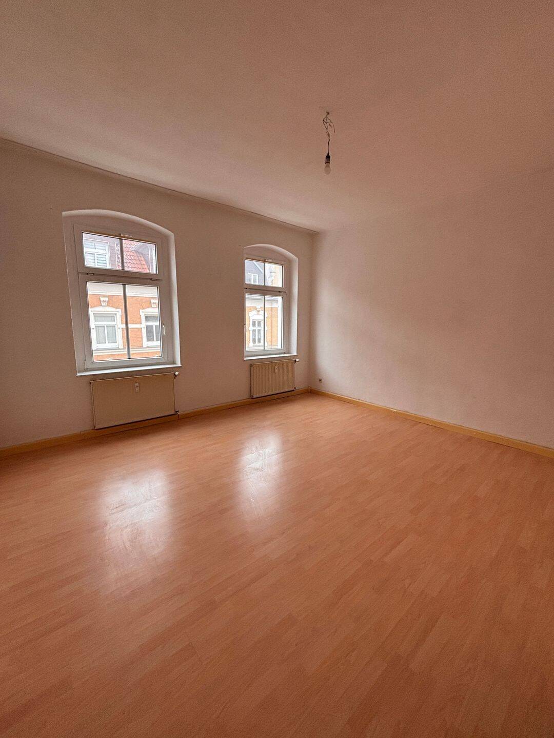 Großzügige 4-Zimmer-Wohnung mit ca. 82 m² in Zeitz, 6712 Zeitz