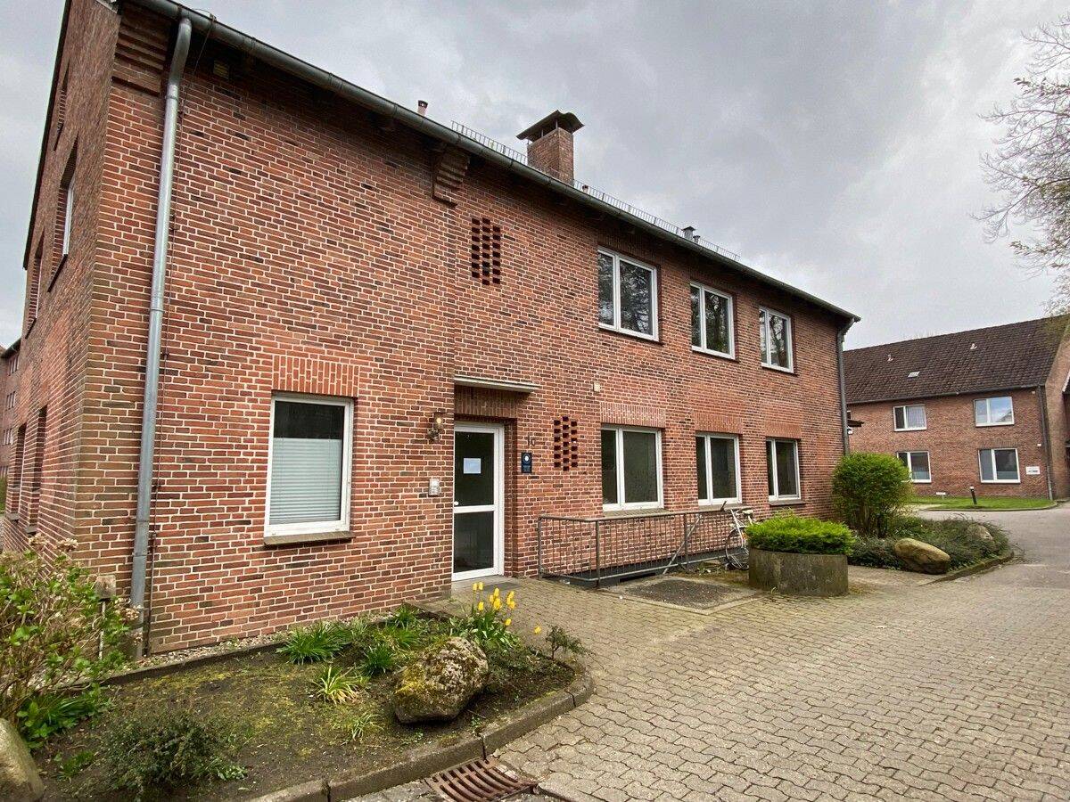 2,0-Zimmer-Wohnung, Carolinenstraße 1c, 1. OG ! Bitte Bewerben sie sich Online !, 24937 Flensburg