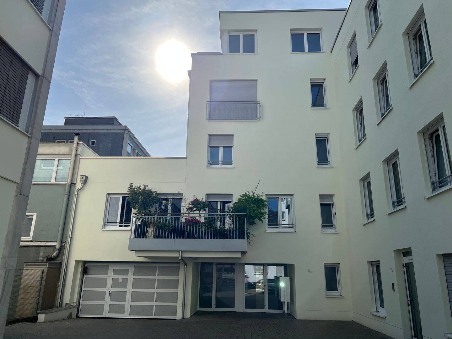 Zentrales Wohnen mit Blick – 3 ZKB, Terrasse in Koblenzer Südstadt, 56068 Koblenz (Altstadt Mitte Rauental Stolzenfels Süd)