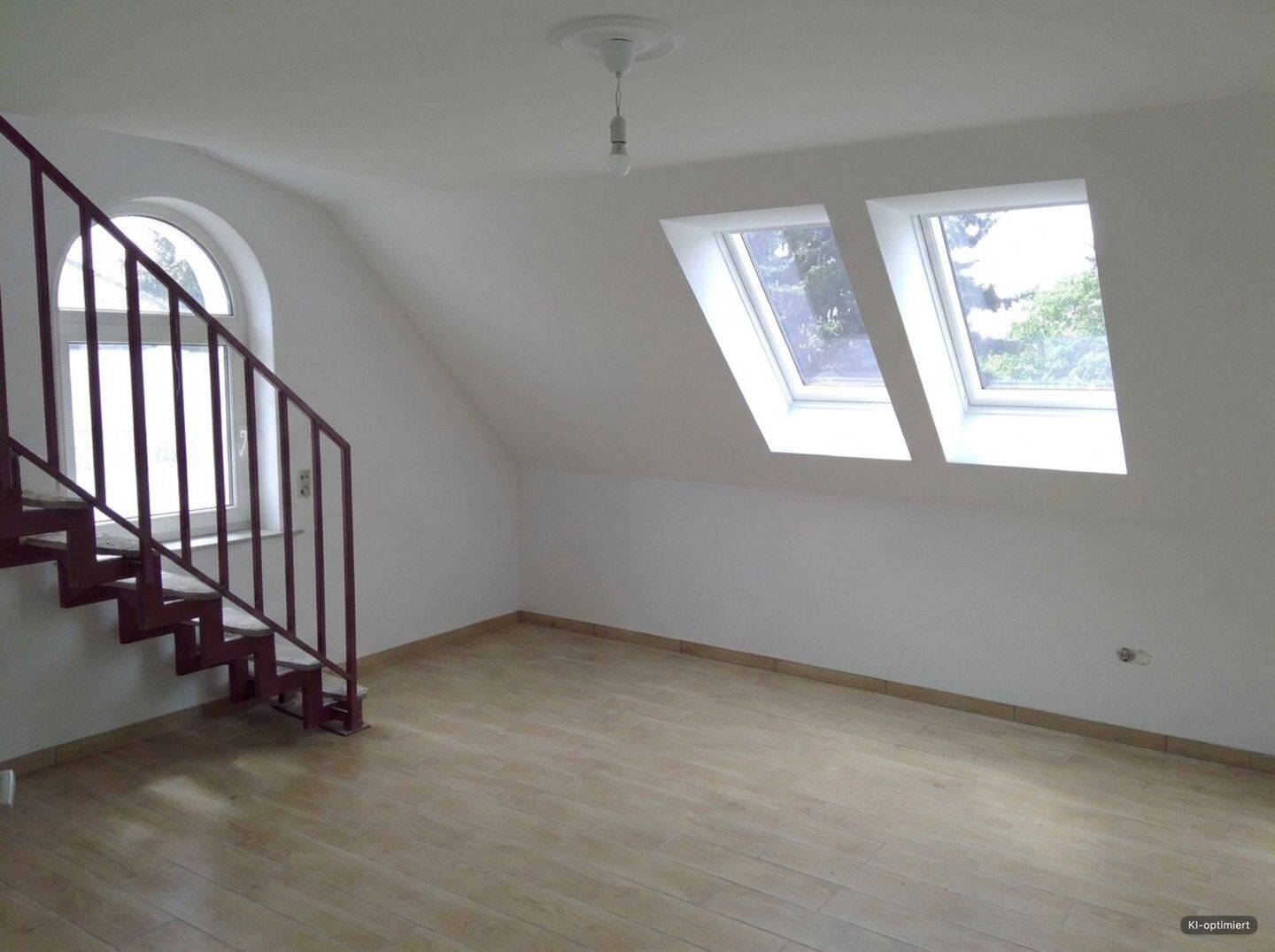 Helle und moderne 2-Zimmer-Maisonette im Dachgeschoss mit Dachterrasse – Baujahr 2014, 15562 Rüdersdorf bei Berlin