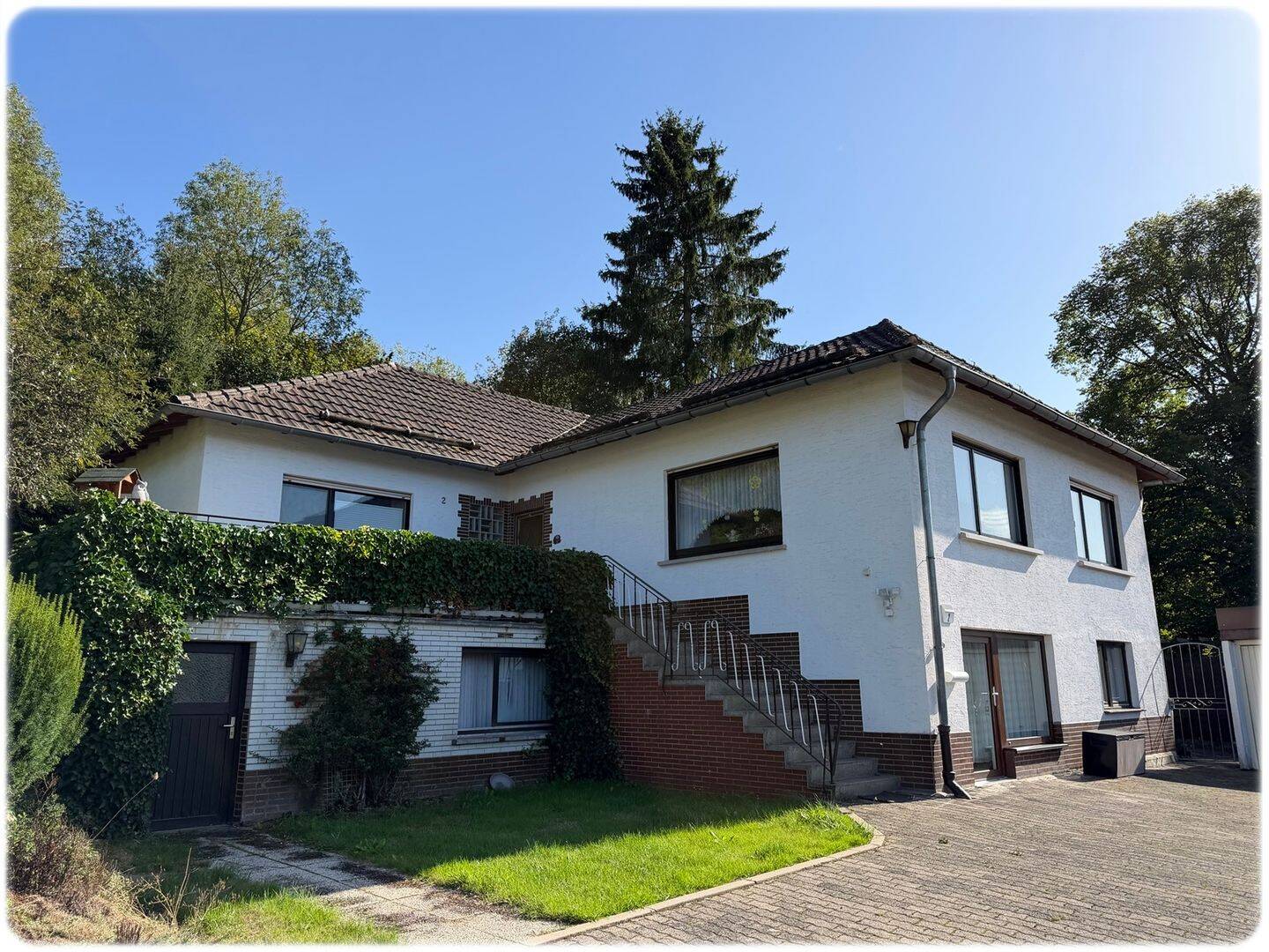 Großzügiger Winkelbungalow mit Panoramaterrasse auf außergewöhnlichem 3.793 m² Grundstück!, 34516 Vöhl