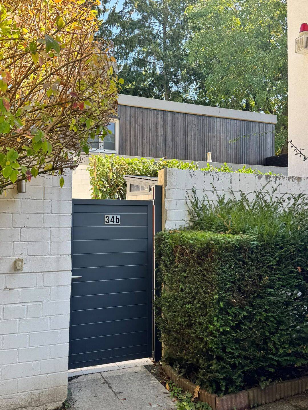 Renoviertes freistehendes Haus nahe der Europäischen Schule Frankfurt am Main – Garten, Garage und Stellplatz, 60439 Frankfurt am Main (Heddernheim Kalbach Niederursel Praunheim)