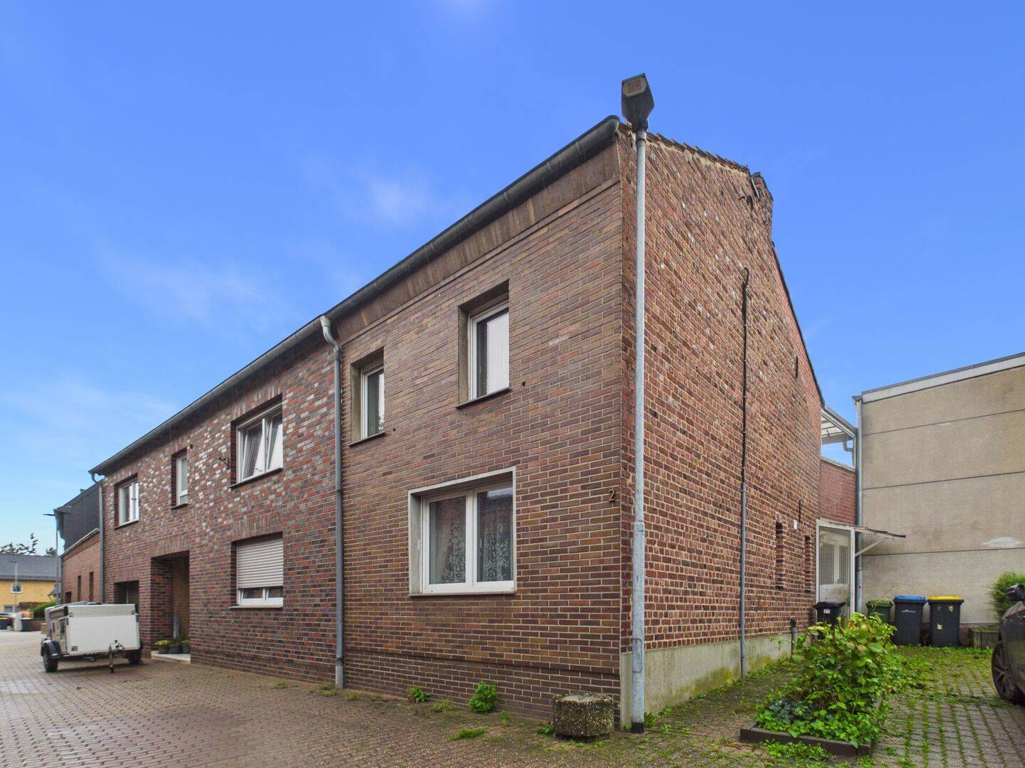 Einfamilienhaus mit Charme und Raum für eigene Wohnideen in Linnich-Gevenich!, 52441 Linnich