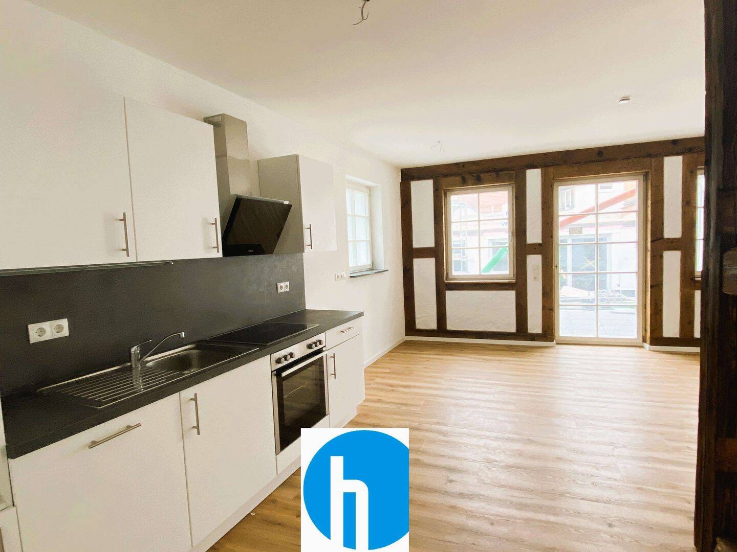 Neuwertige 3-Zimmer-Wohnung mit Balkon in Toplage, 91301 Forchheim