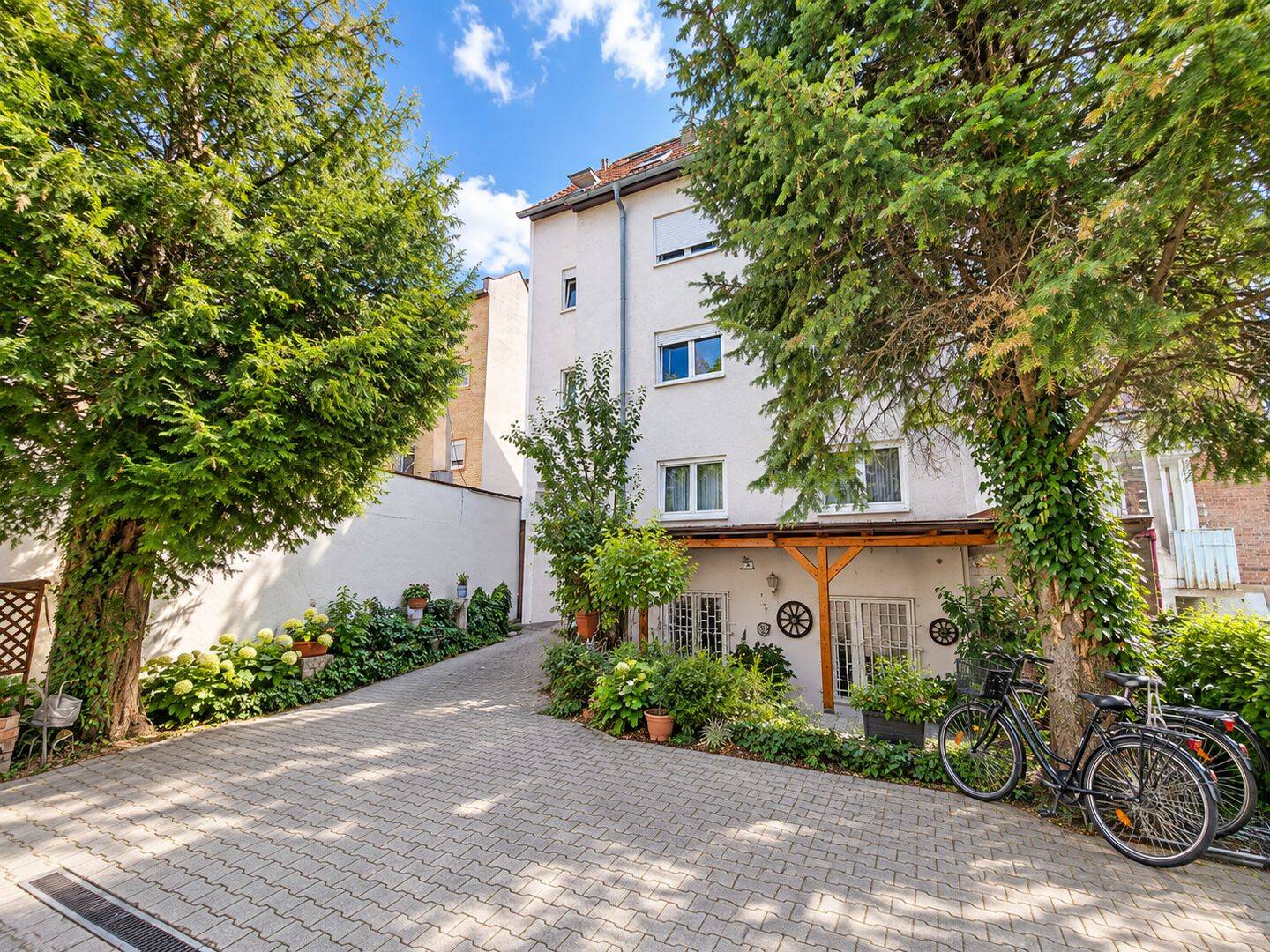 4-Zimmer-Maisonette mit 116 m², Balkon, Loggia & Duplexgarage in Mannheim!, 68199 Mannheim (Almenhof Neckarau)