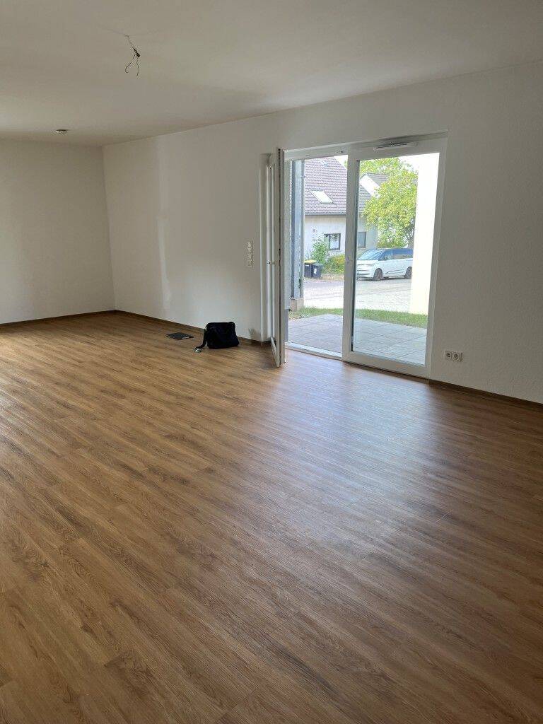 Schöne Erdgeschosswohnung mit Terrasse in moderner Wohnanlage, Warburgring 83 (PLZ 66424), 66424 Homburg