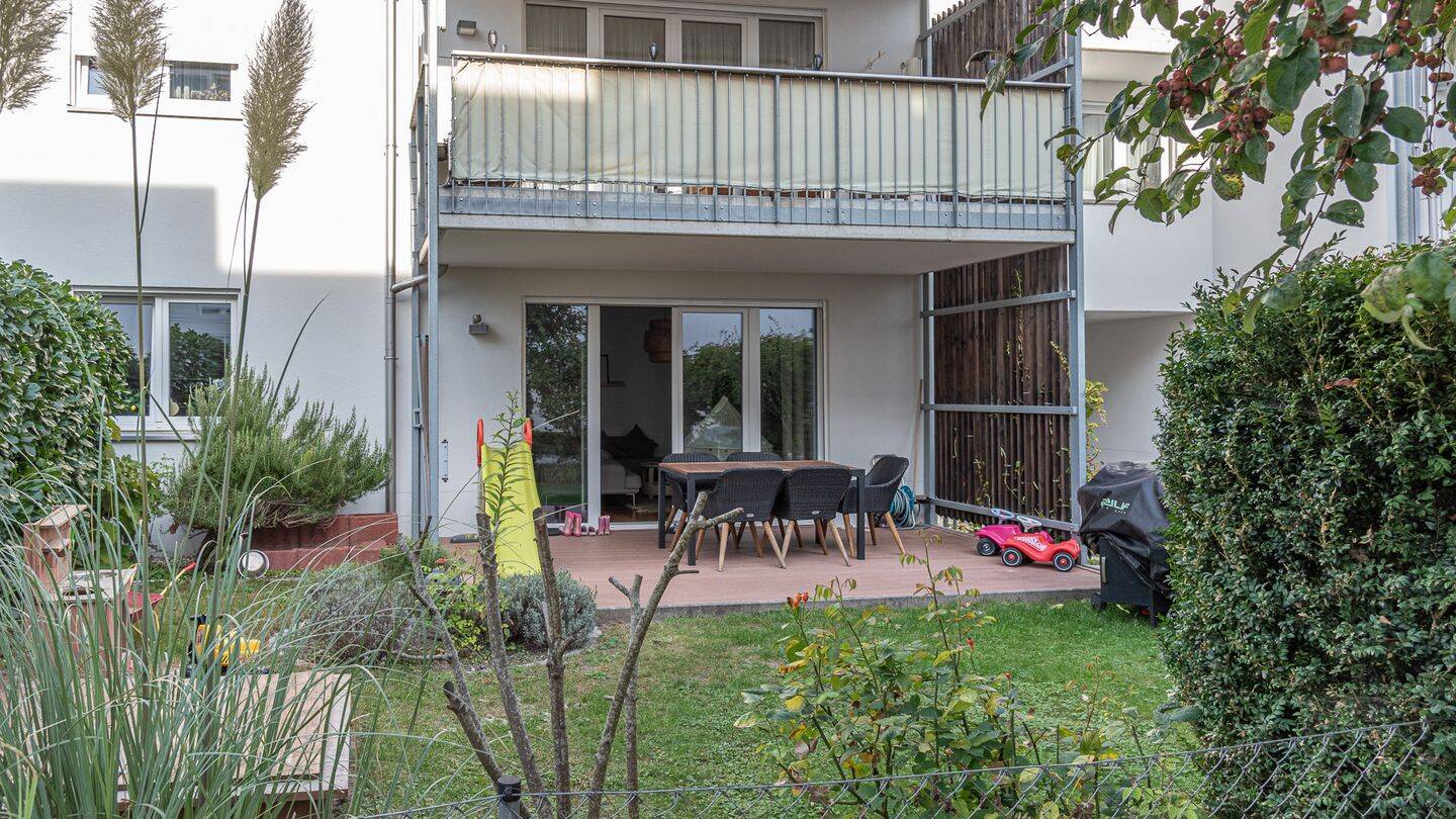 Moderne 3-Zimmer-Garten-Wohnung mit ablösbarer EBK und TG-Stellplatz in Landshut-Mitterwöhr, 84028 Landshut (Altstadt Peter und Paul)