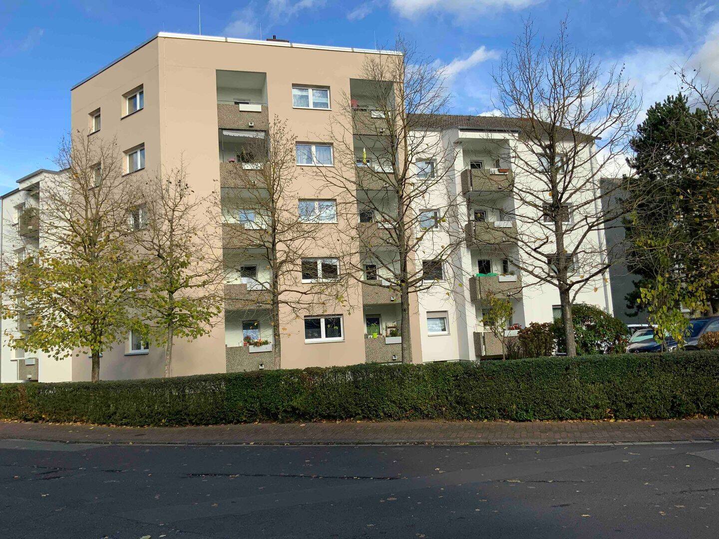 Modernisierte Singlewohnung kann ab sofort angemietet werden!, 61118 Bad Vilbel