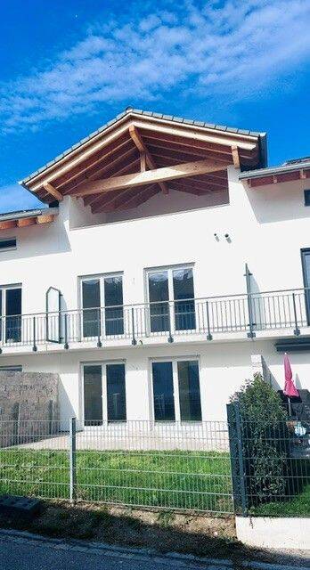 Reihenmittelhaus mit 4 Schlafzimmern in Schechen – Bezug sofort möglich, 83135 Schechen