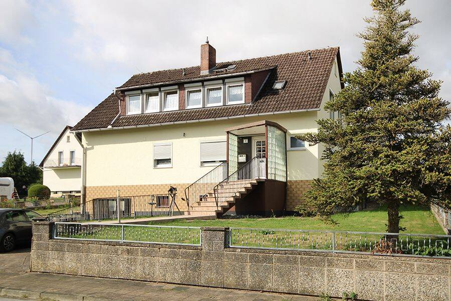 Sonniges Ein- bis Zweifamilienhaus in ruhiger Lage!, 38723 Seesen