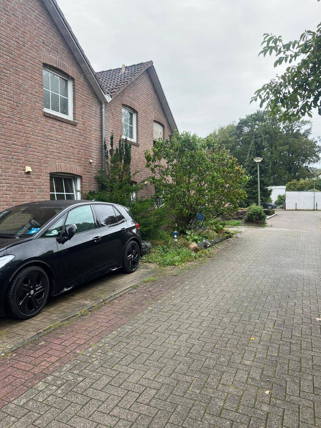 Gepflegte Doppelhaushälfte mit Garten, Terrasse, Garage und effizientem Energieverbrauch in Lotte, 49504 Lotte