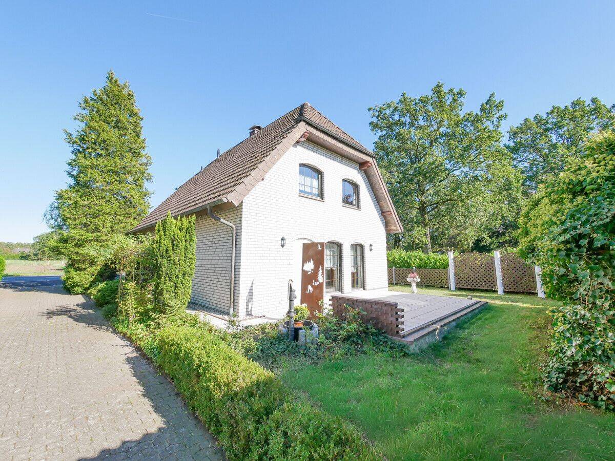 Naturnah wohnen in Hövelriege: Großzügiges Einfamilienhaus mit Garten, 33161 Hövelhof