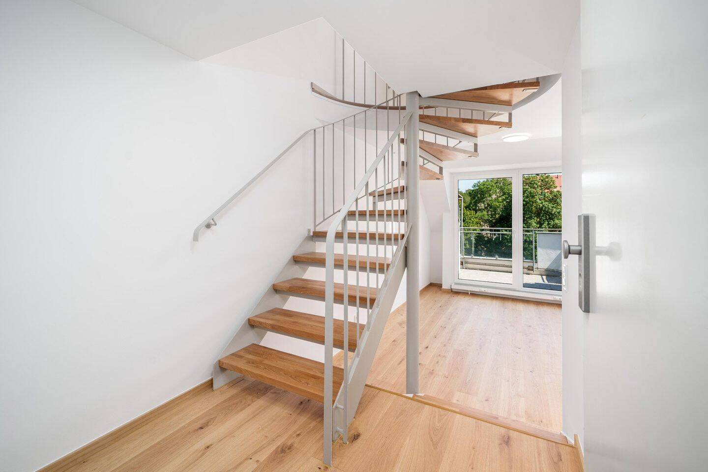 RARITÄT IM LEHEL | Modernisierte Maisonette mit Grünblick & TG – provisionsfrei, 80538 München (Altstadt-Lehel Ludwigsvorstadt-Isarvorstadt Schwabing-Freimann)