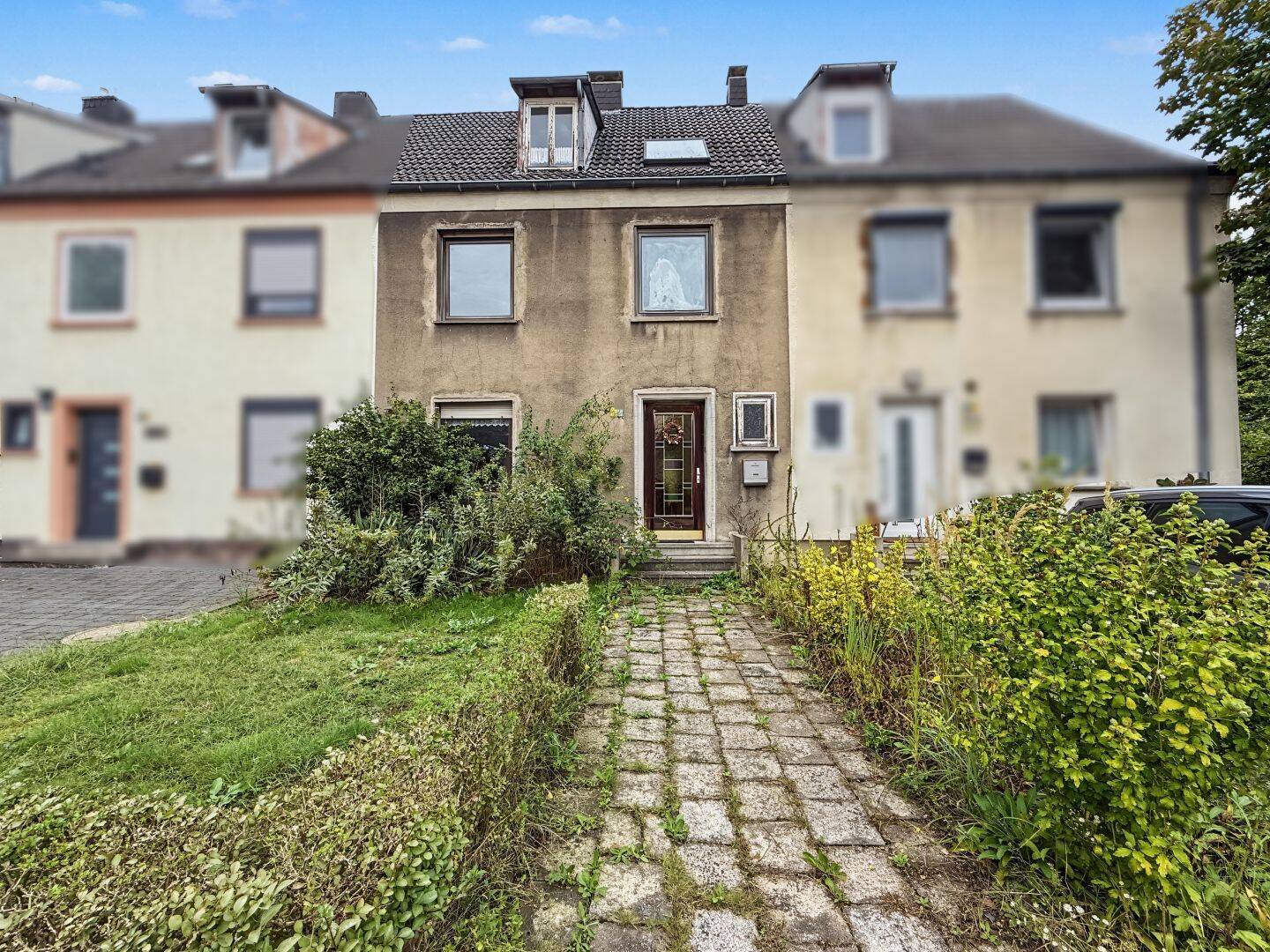 Renovierungsbedürftiges Reihenmittelhaus mit viel Gestaltungspotenzial in Alstedde bei Lünen, 44534 Lünen