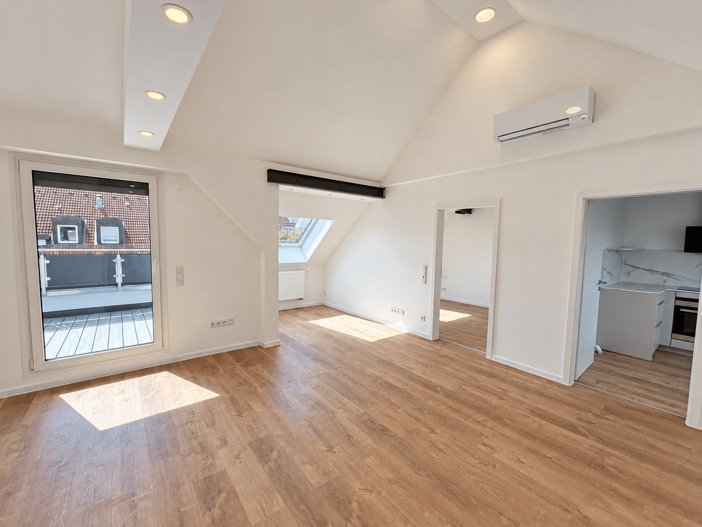 Neubau-Dachgeschosswohnung mit Loggia, EBK & Klima | KfW 70 | Energieklasse A, 90408 Nürnberg (Großreuth h. d. Veste Gärten h. d. Veste Maxfeld Nordbahnhof Sankt Johannis)