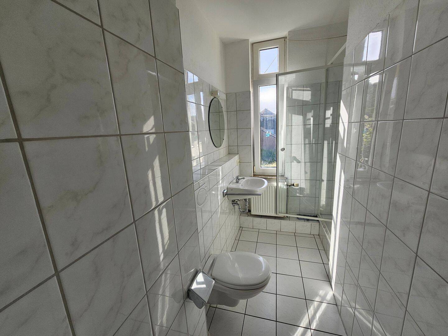 Ideal für Singles – modern und mit Balkon, 26384 Wilhelmshaven (Heppens Heppenser Groden Innenhafen Innenstadt Neuende)