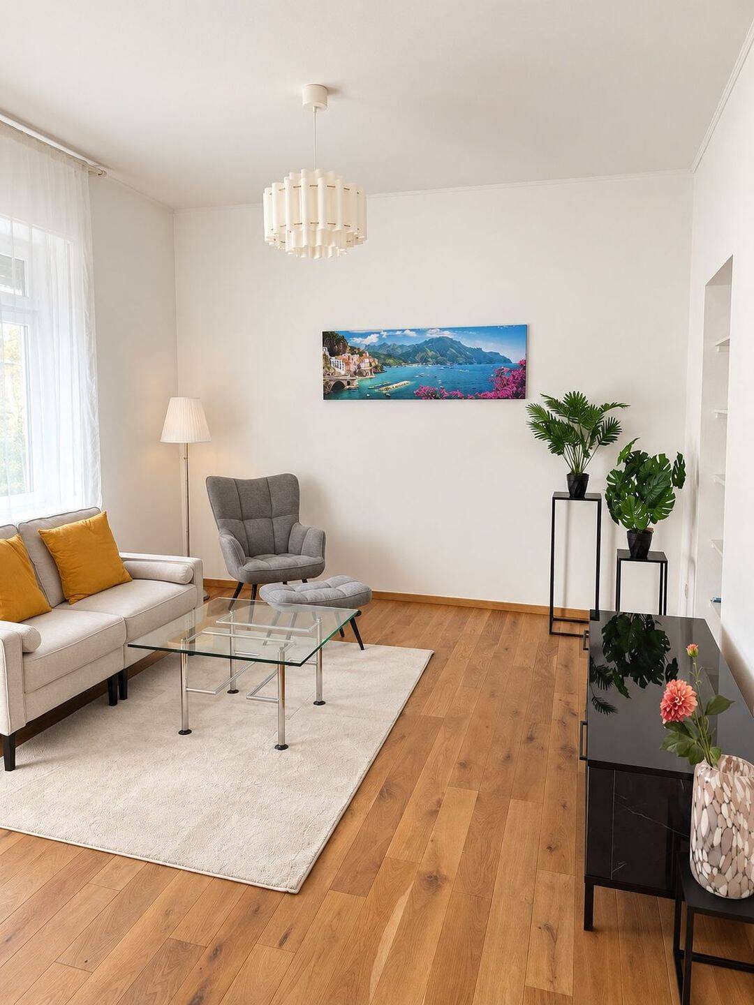 Möblierte 2 Zimmer Wohnung in Bornheim mit Balkon & Gartenmitbenutzung, 60389 Frankfurt am Main (Bergen-Enkheim Bornheim Nordend-Ost Nordend-West Seckbach)