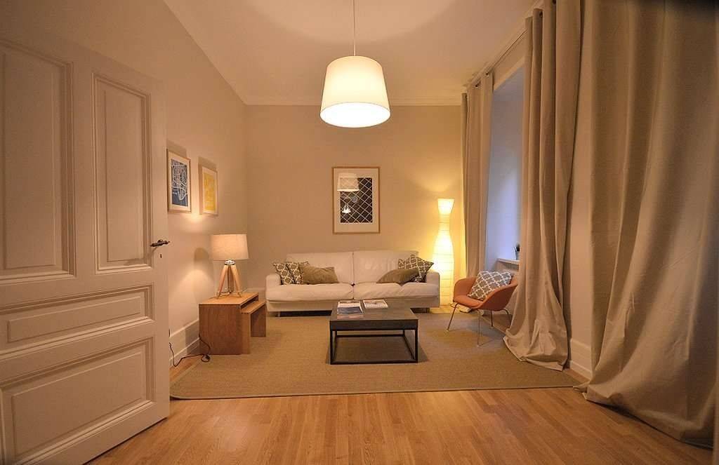 Schöne 4-Zimmer Altbauwohnung mit kleinem Garten und Terrasse., 60316 Frankfurt am Main (Nordend-Ost Nordend-West Ostend)