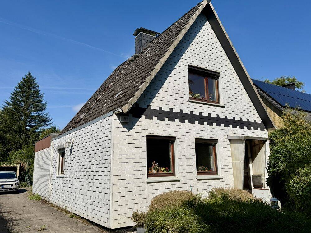 Modernisierung oder Neubau – schönes Grundstück in Hasseldieksdamm, 24109 Kiel (Hasseldieksdamm Mettenhof)