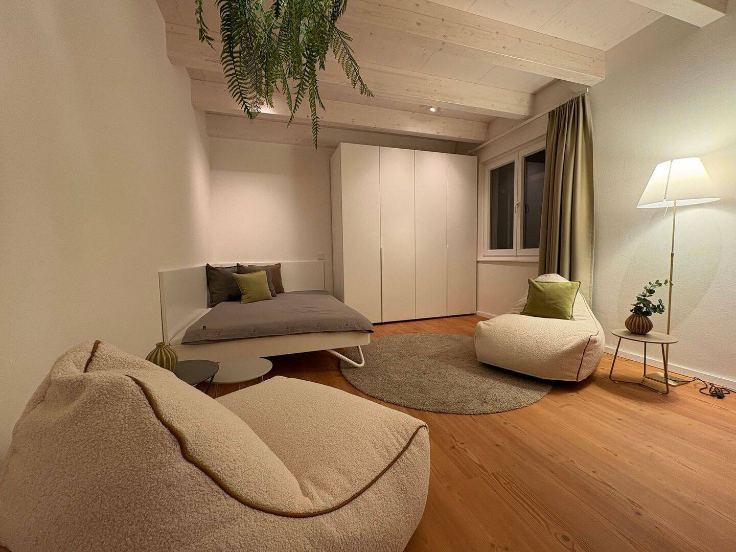 Vollausgestattetes Innenhof-Loft in Toplage mitten im Zentrum von Erlangen, 91054 Erlangen (Burgberg Erlangen-Nord Erlangen-Ost Innenstadt Sieglitzhof)