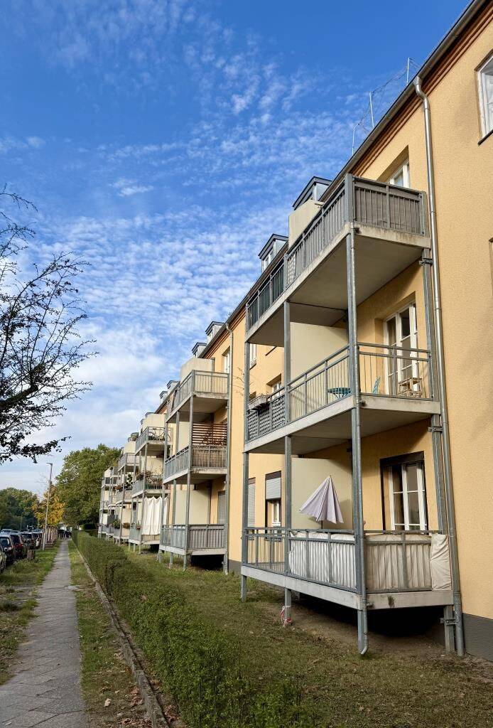 Selbstbezug 2-Zimmer-Wohnung mit Balkon in ruhiger Wohnlage, 14165 Berlin (Steglitz-Zehlendorf Zehlendorf)