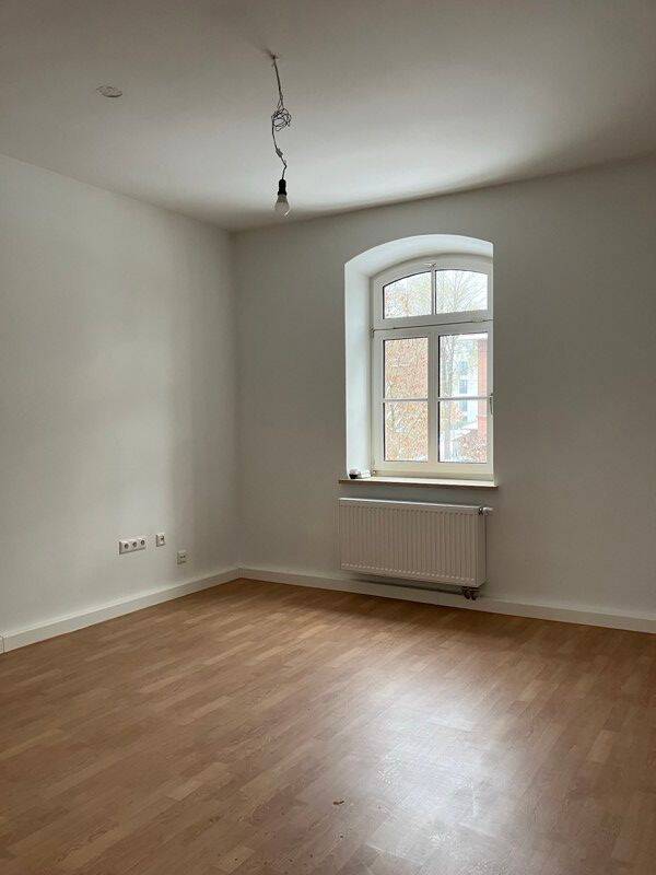 Kernsaniert & modern: Hochwertige 2,5-Zimmer-Wohnung mit Einbauküche, 81249 München (Allach-Untermenzing Aubing-Lochhausen-Langwied Pasing-Obermenzing)