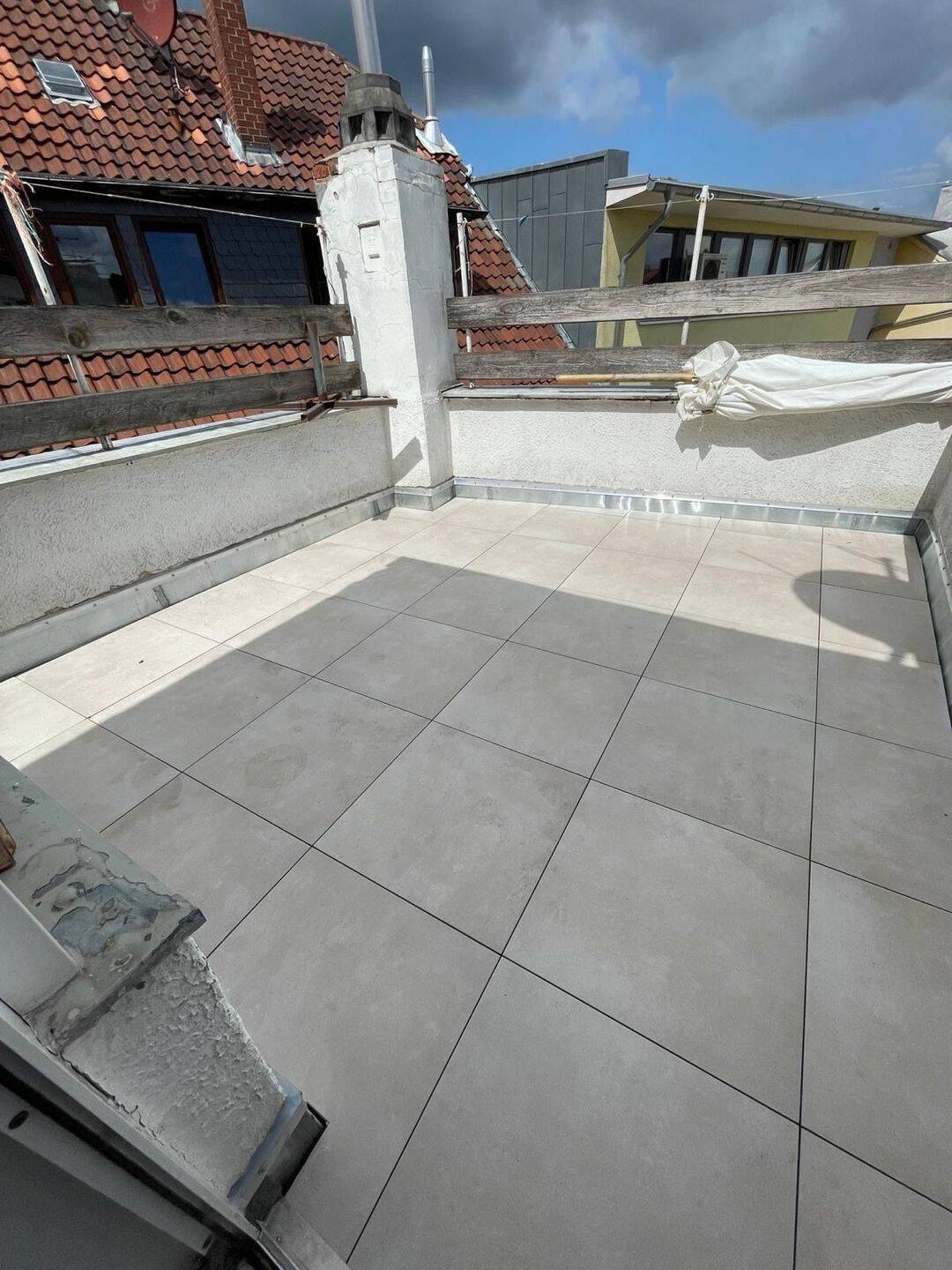 Charmante 3-Zimmer-Wohnung mit großer Dachterrasse in Hildesheim, 31134 Hildesheim