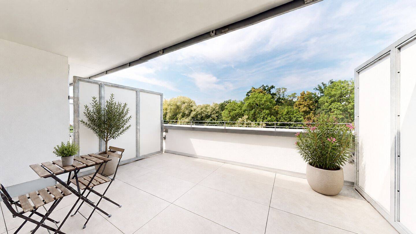 Lichtdurchflutetes Penthouse mit traumhafter Dachterrasse und Tiefgarage, 60487 Frankfurt am Main (Bockenheim Hausen Rödelheim Westend-Süd)