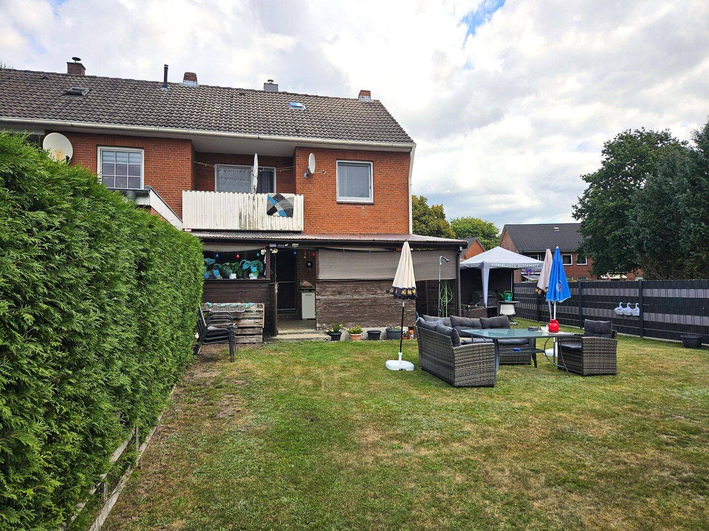 Charmantes Reihenendhaus mit großem Grundstück und Gestaltungspotenzial in Eggebek, 24852 Eggebek