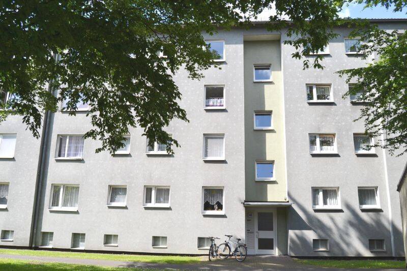 Schicke 3-Zimmer-Wohnung für Paare mit Balkon, 34134 Kassel (Niederzwehren Oberzwehren Süsterfeld/Helleböhn)