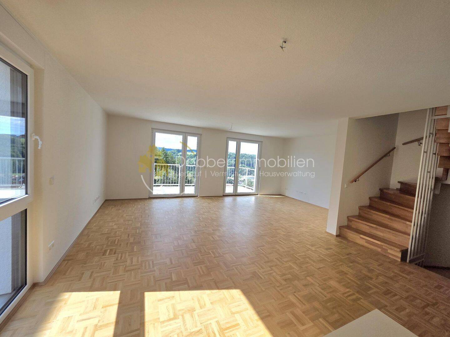 großes Doppelhaus mit Terrasse und Pflanzbereichen,  mit PV Anlage und Wärmepumpe – Erstbezug!, 74429 Sulzbach-Laufen