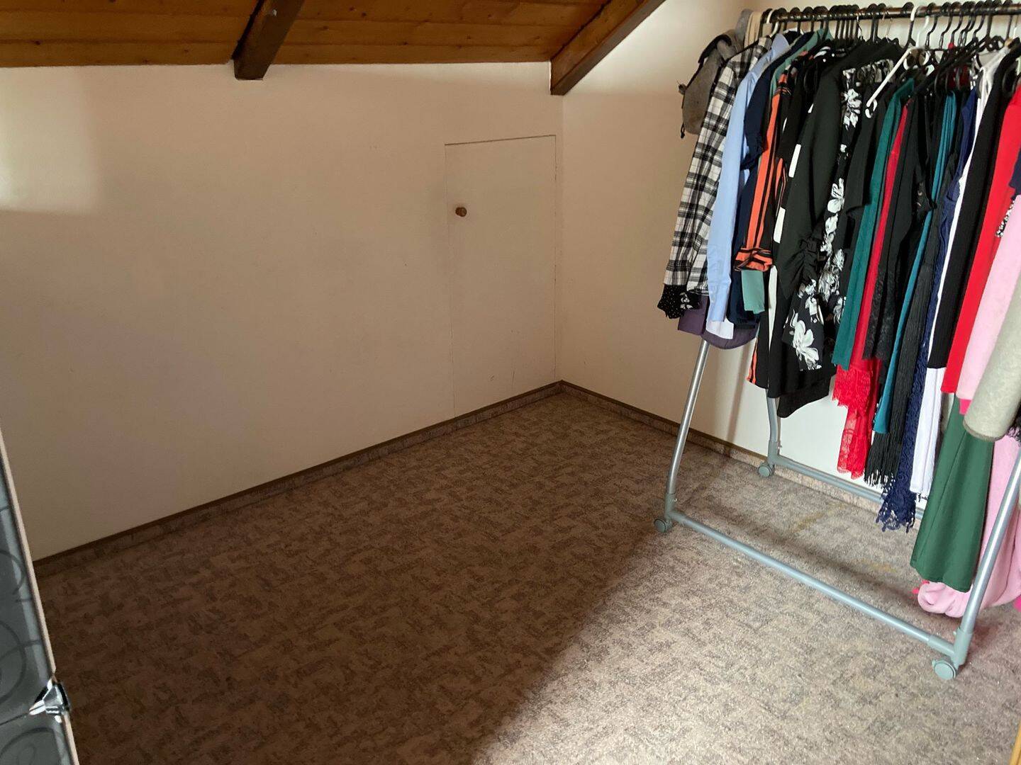 Geütliche 1,5 Zimmer Dachgeschosswohnung, 88444 Ummendorf