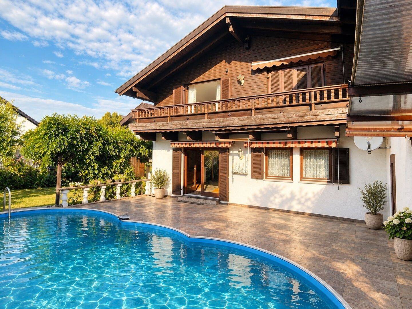 Charmantes Einfamilienhaus mit Pool, großem Grundstück und viel Raum für eigene Ideen, 76549 Hügelsheim