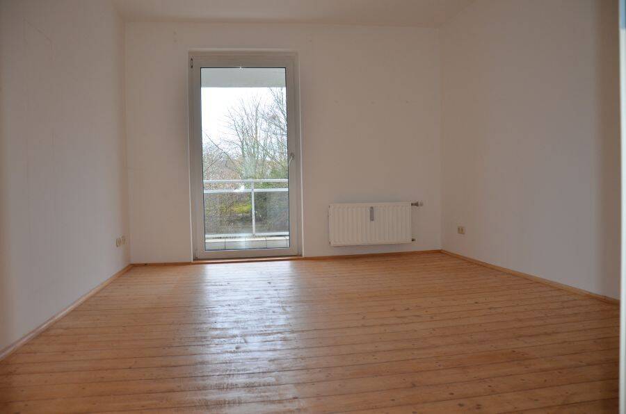 Helle 2,5 Zi-Komfortwohnung in ruhiger Lage, großer Sonnenbalkon, nahe Innenstadt, 44791 Bochum (Altenbochum Grumme Hamme Harpen Innenstadt)